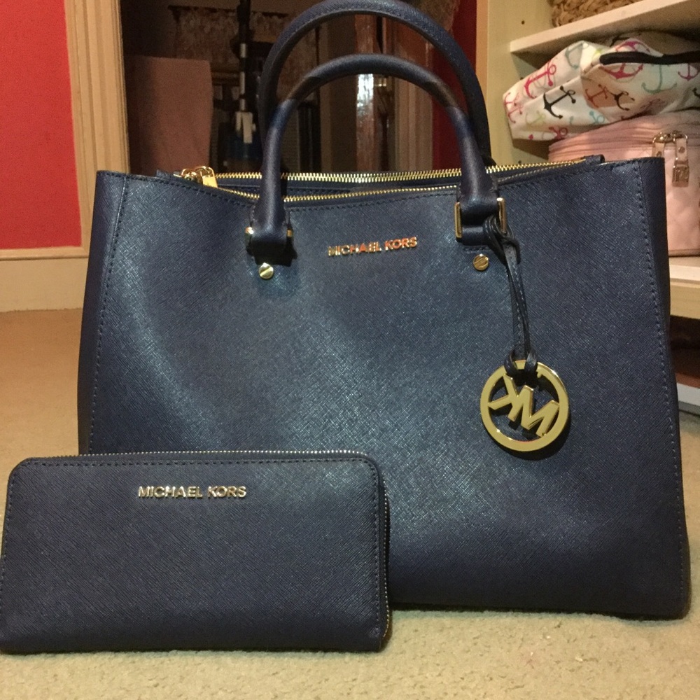 MK Large Saffiano Leather Satchel & Wallet